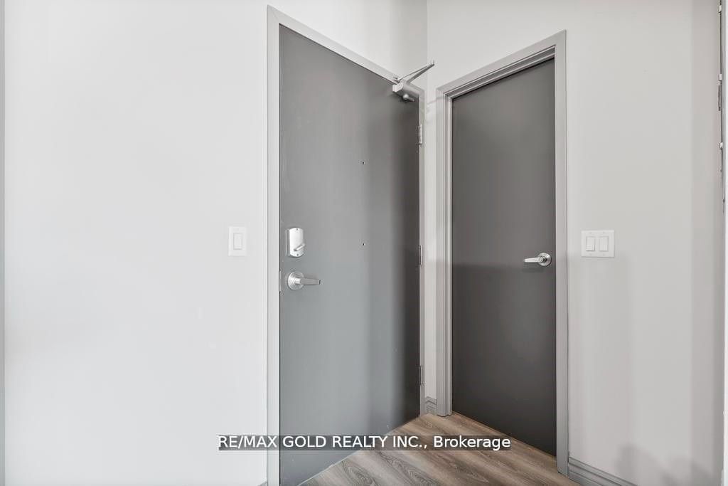 275 Larch St, unit G-105 for rent - image #7