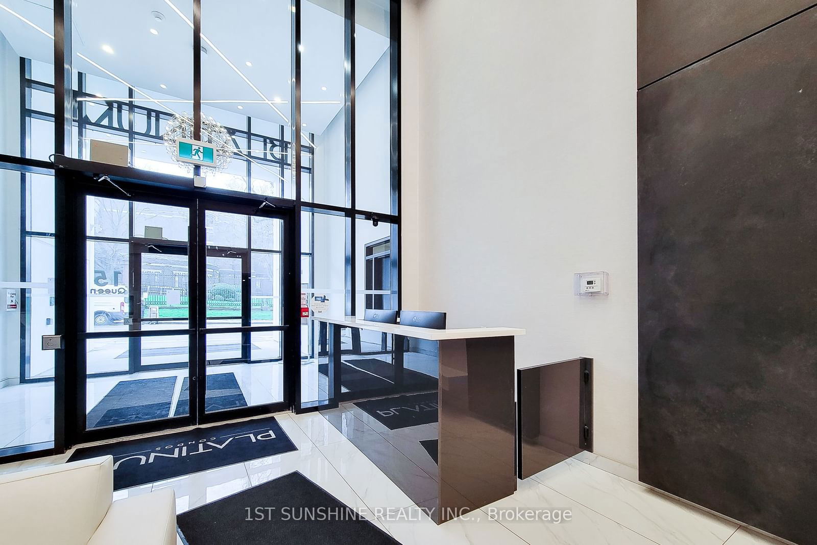 15 Queen St S, unit 1703 for sale - image #3