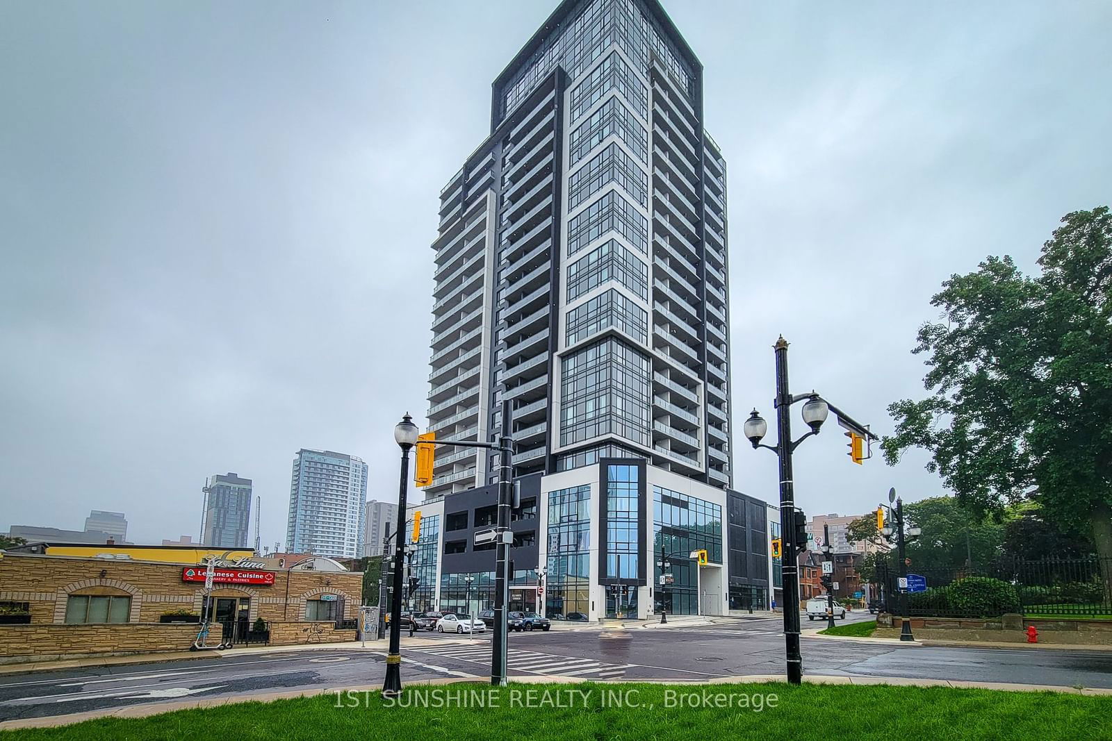 15 Queen St S, unit 1703 for sale