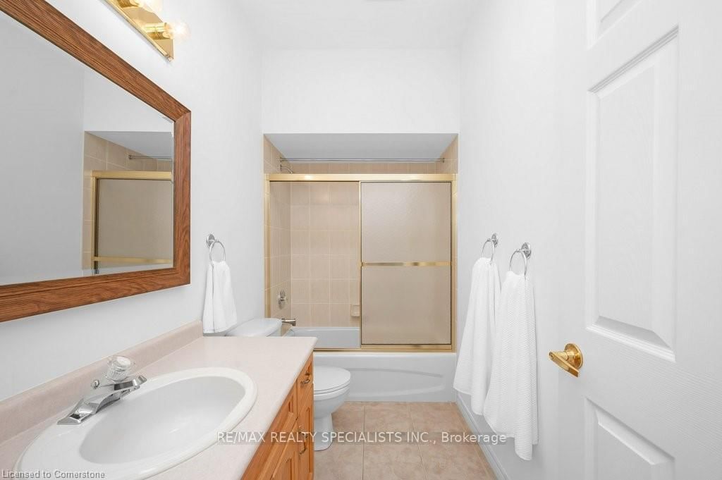 11 TWENTYPLACE Blvd, unit 28 for sale - image #11