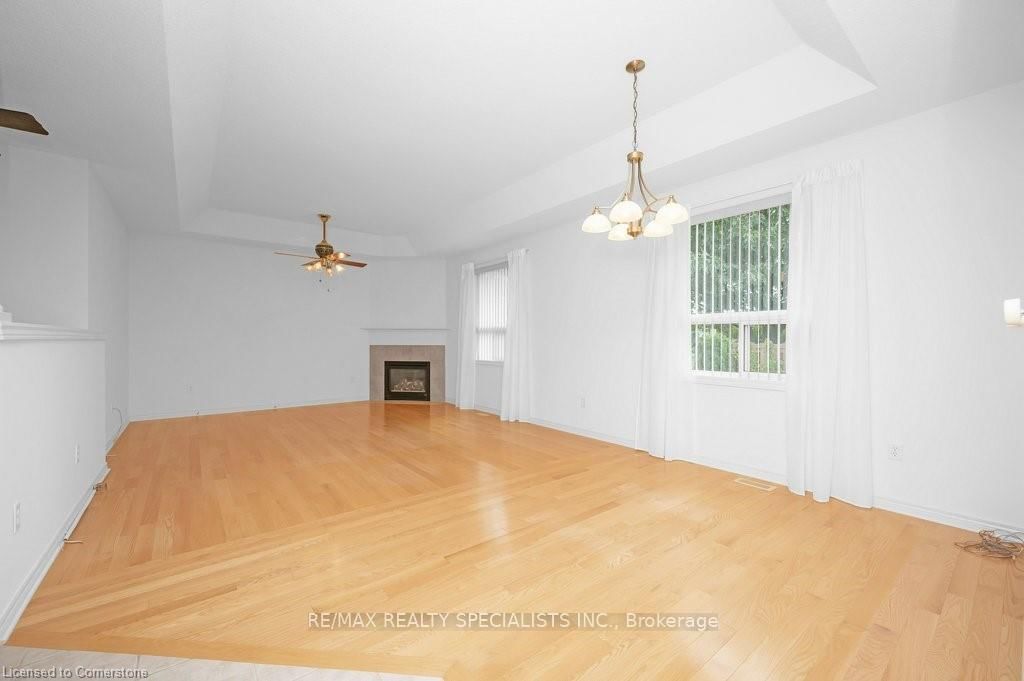 11 TWENTYPLACE Blvd, unit 28 for sale - image #13