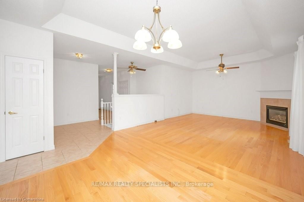 11 TWENTYPLACE Blvd, unit 28 for sale - image #14