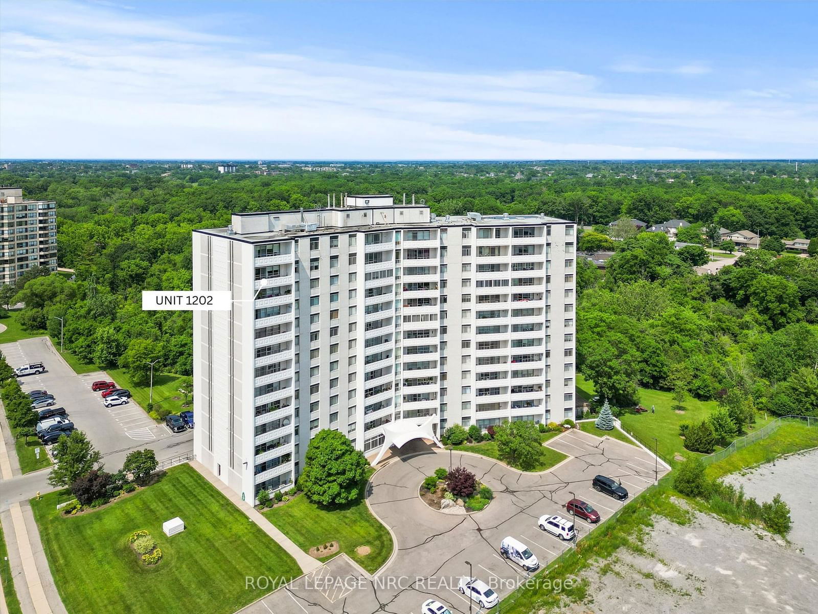 15 Towering Heights Blvd, unit 1202 for sale - image #37