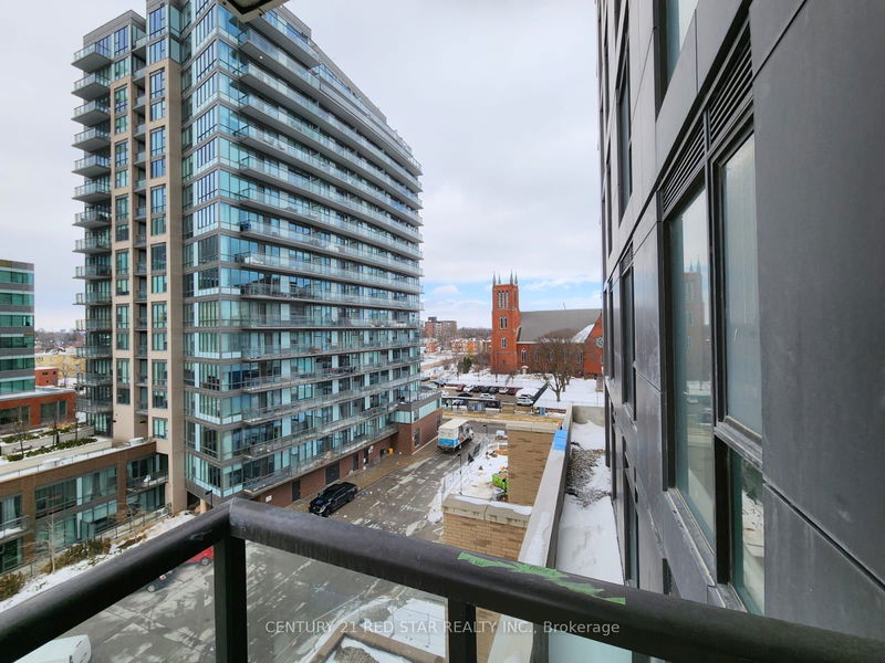 55 Duke St W, unit 601 for rent