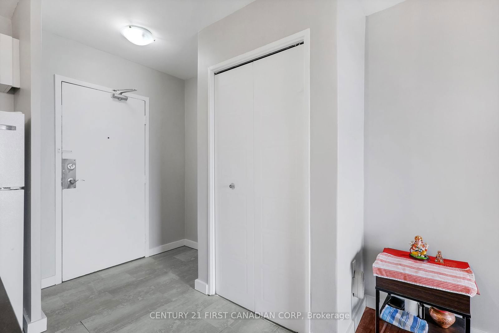 563 Mornington Ave, unit 704 for sale - image #13