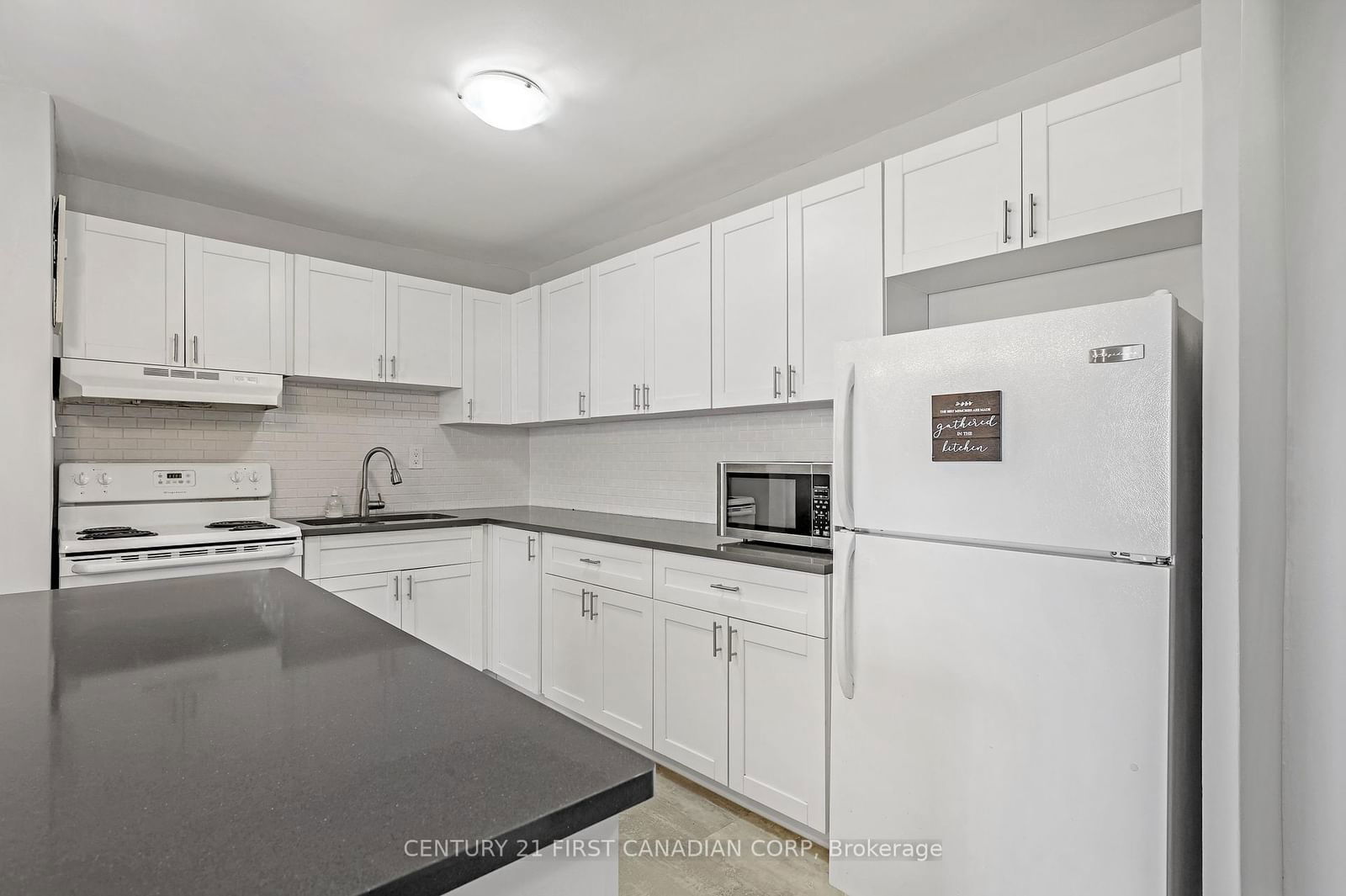 563 Mornington Ave, unit 704 for sale - image #15