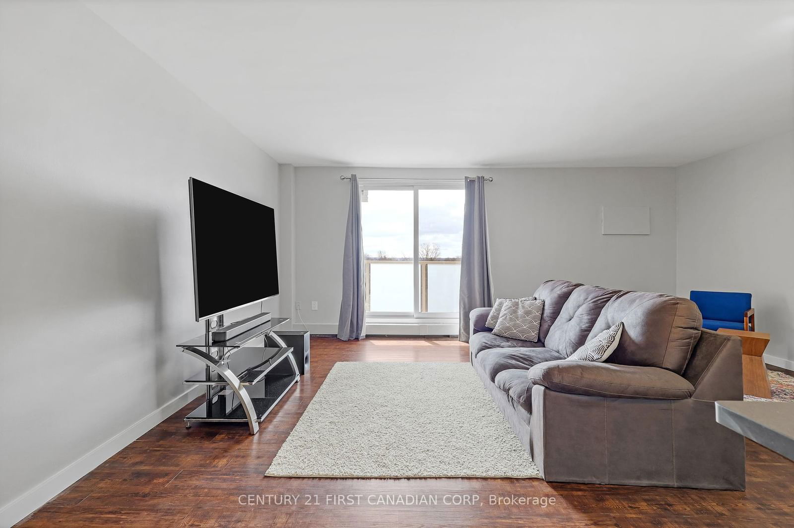 563 Mornington Ave, unit 704 for sale - image #23