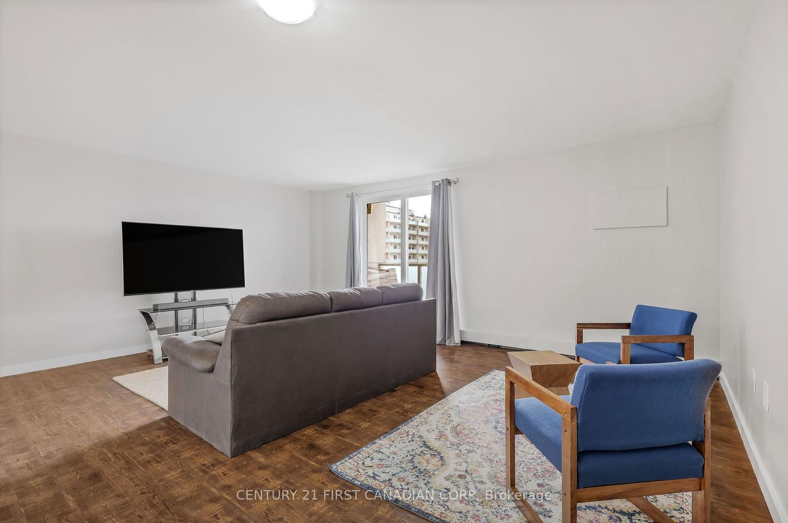 563 Mornington Ave, unit 704 for sale - image #25