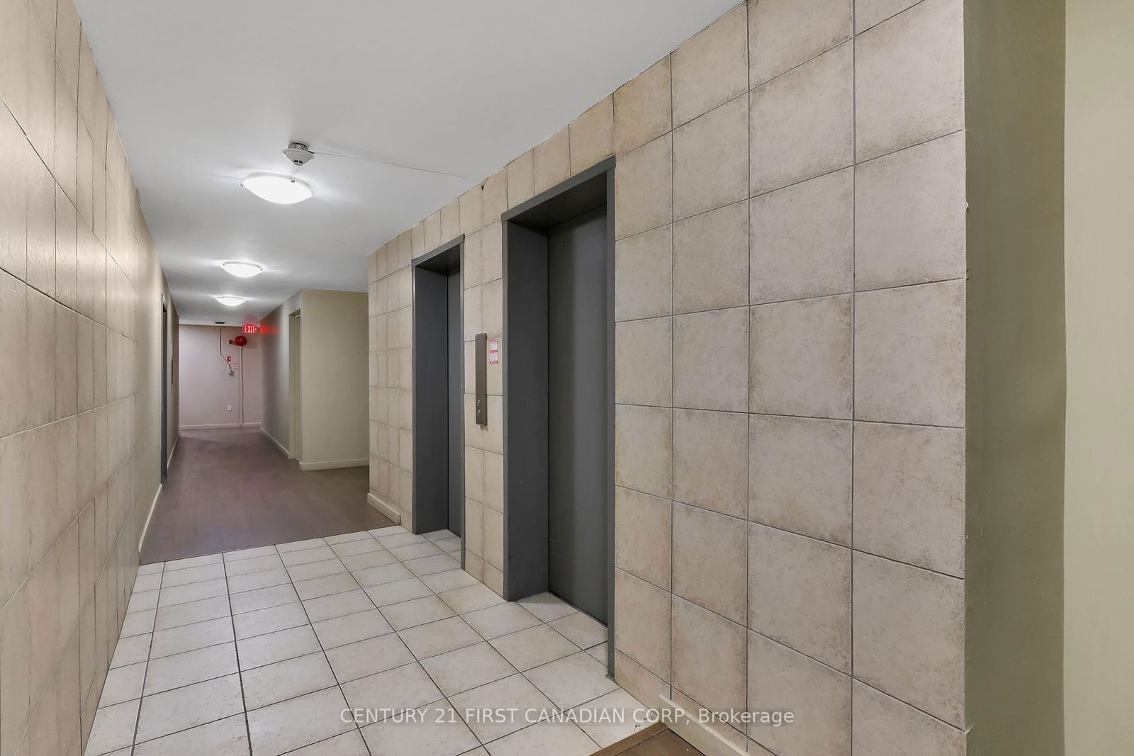 563 Mornington Ave, unit 704 for sale - image #8