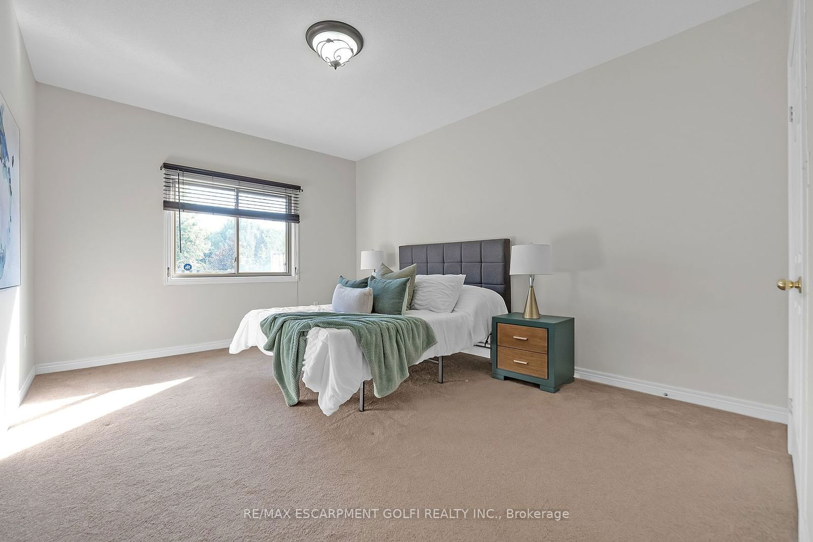 130 Southbrook Dr, unit 15 for sale - image #17