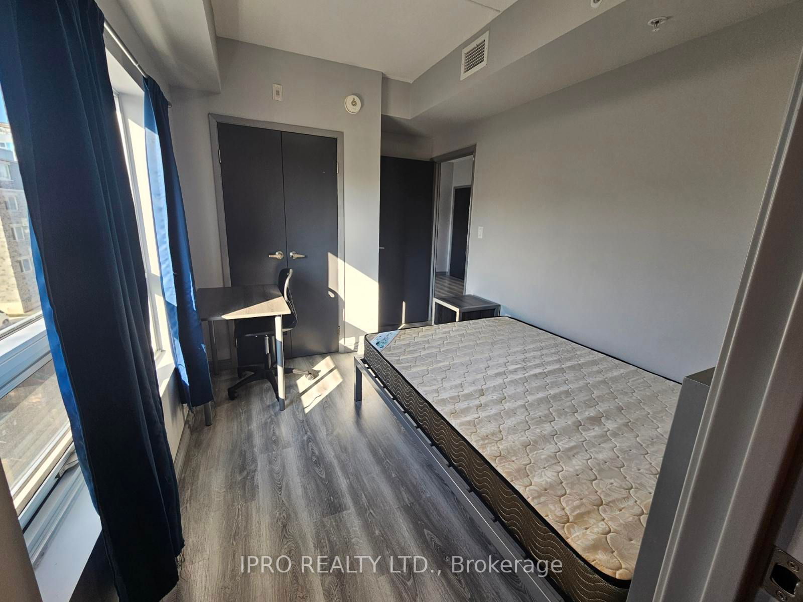 275 Larch St, unit H505 for sale - image #14