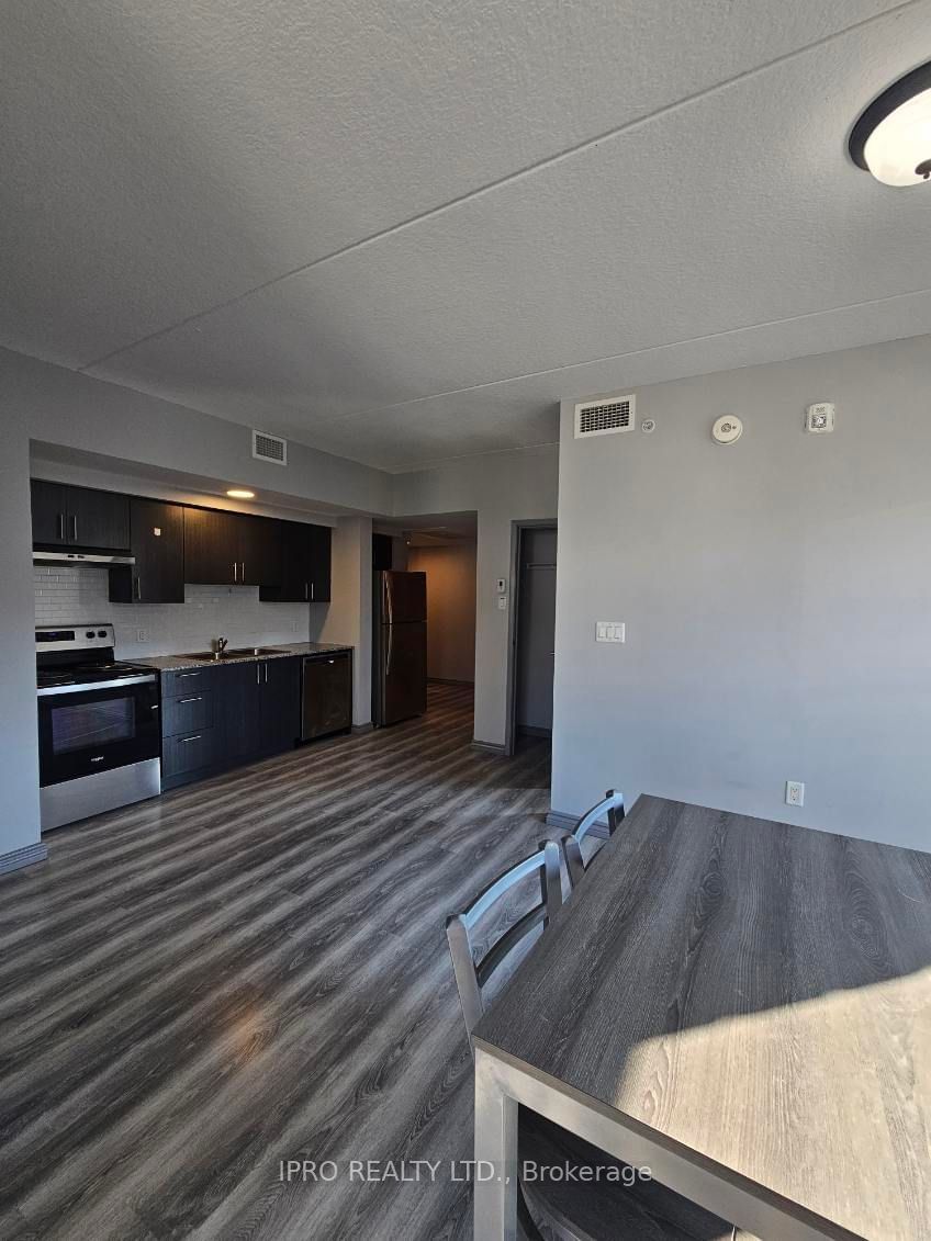 275 Larch St, unit H505 for sale - image #2