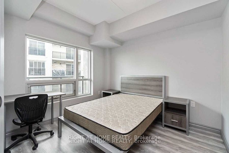 275 Larch St, unit F114 for rent - image #5