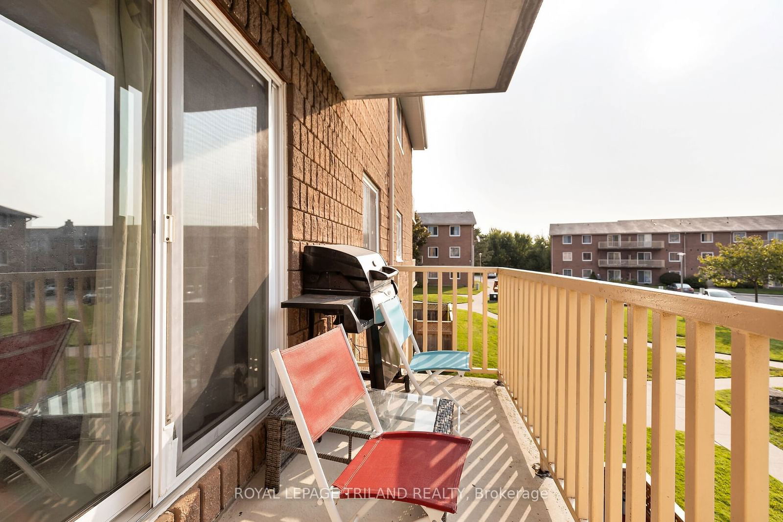 1588 Ernest Ave, unit 206 for sale - image #16