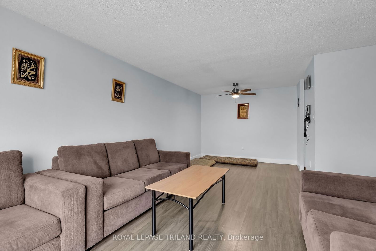 1588 Ernest Ave, unit 206 for sale - image #4