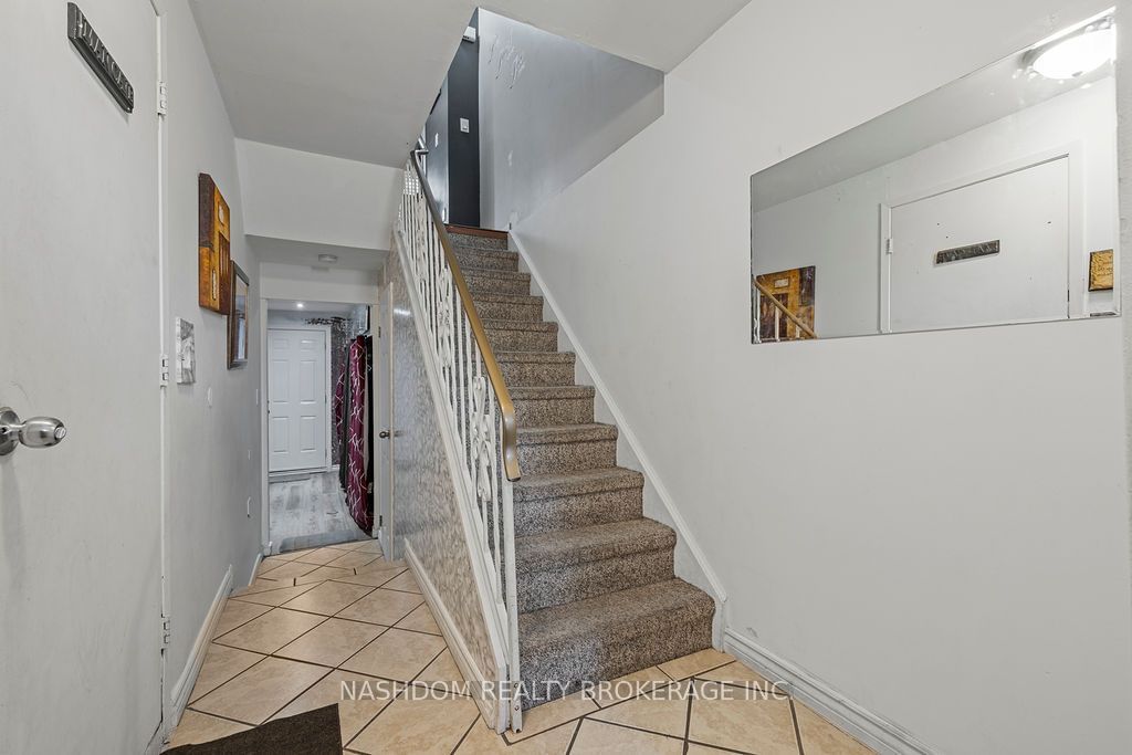 6 Loconder Dr, unit 17 for sale - image #26