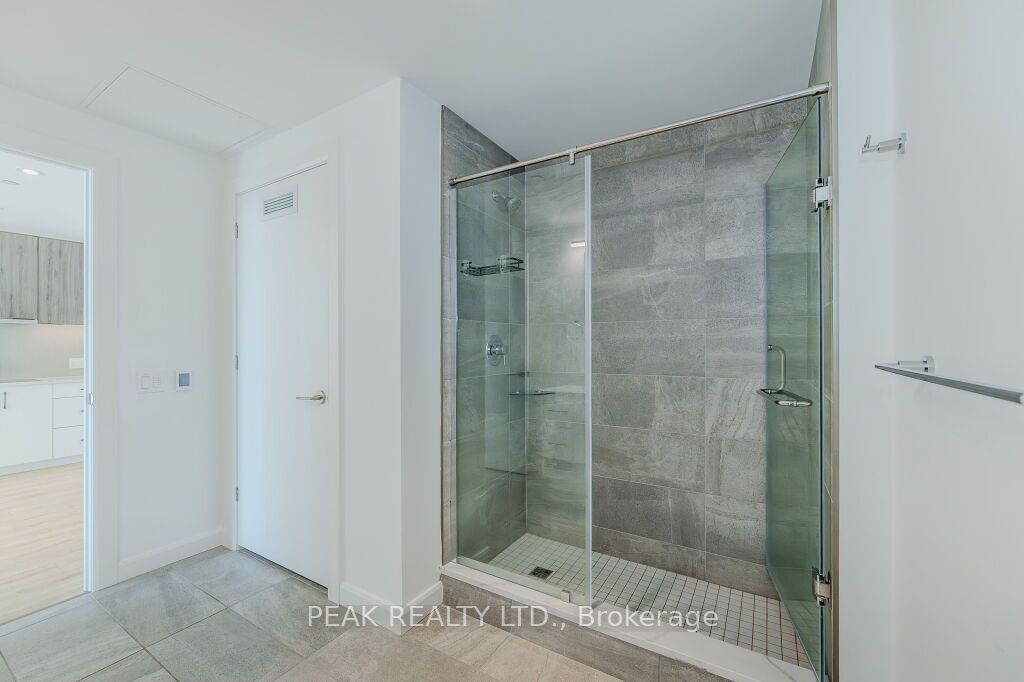 741 King St W, unit 1706 for sale