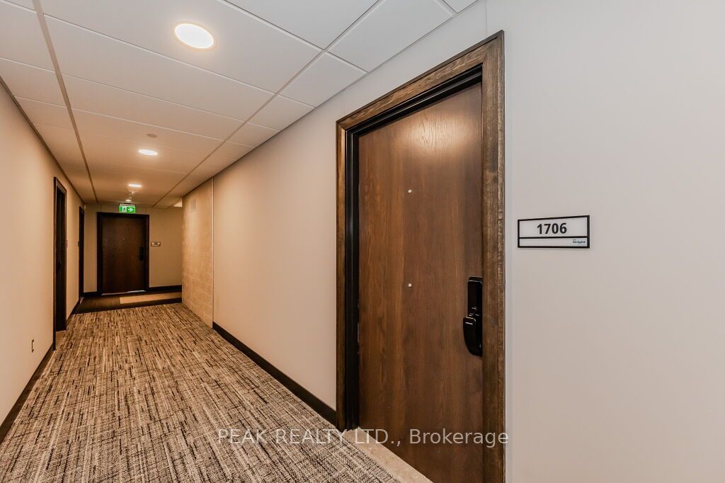 741 King St W, unit 1706 for sale - image #2