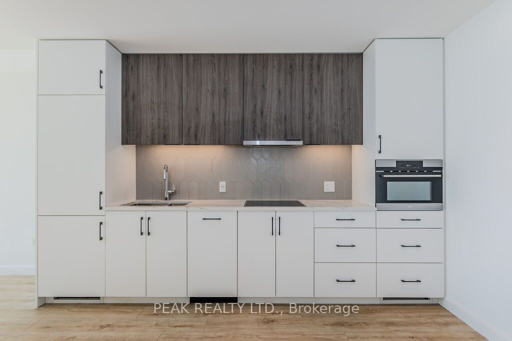 741 King St W, unit 1706 for sale - image #6