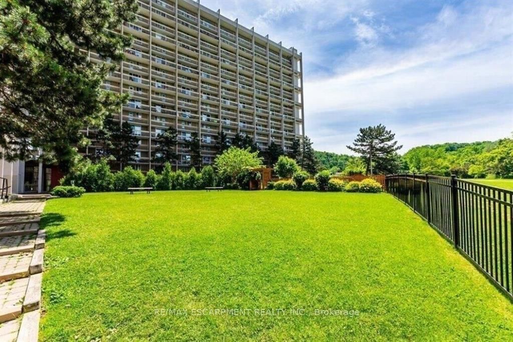 350 Quigley Rd, unit 511 for sale - image #27