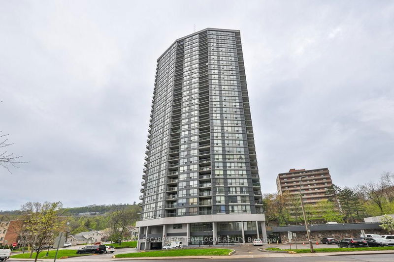 150 Charlton Ave E, unit 1705 for rent - image #1