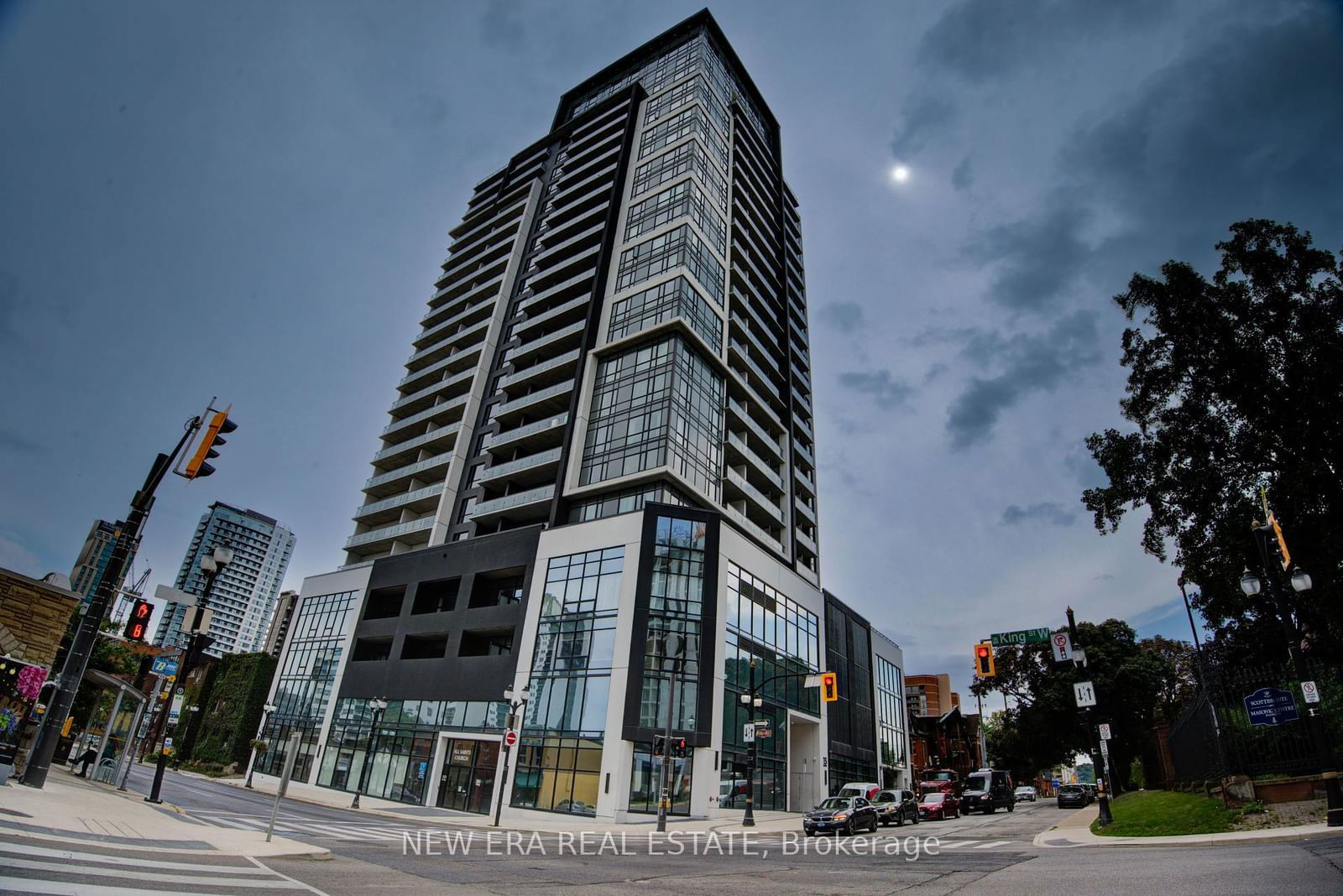 15 Queen St S, unit 601 for sale - image #1