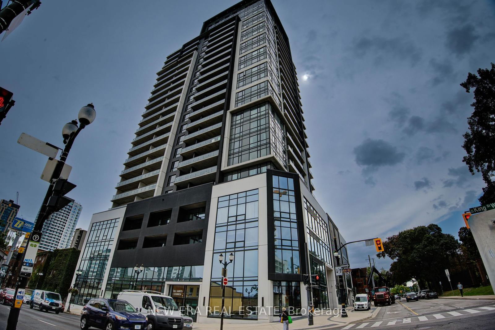 15 Queen St S, unit 601 for sale