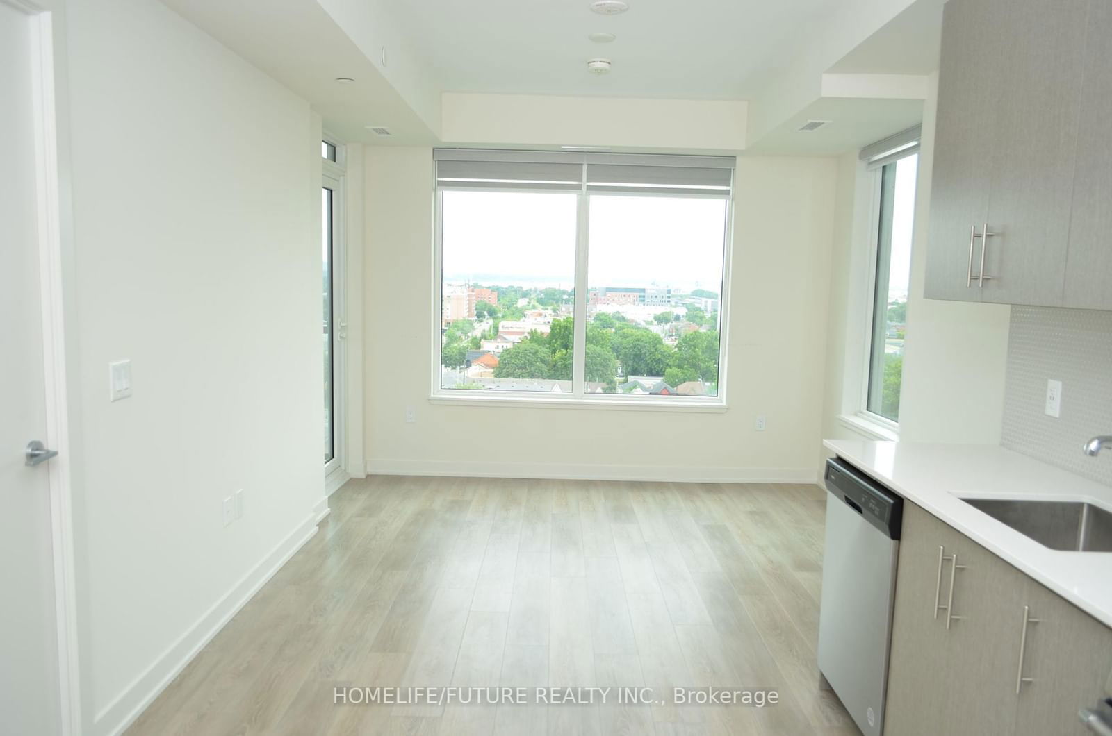 212 King William St, unit 1120 for rent