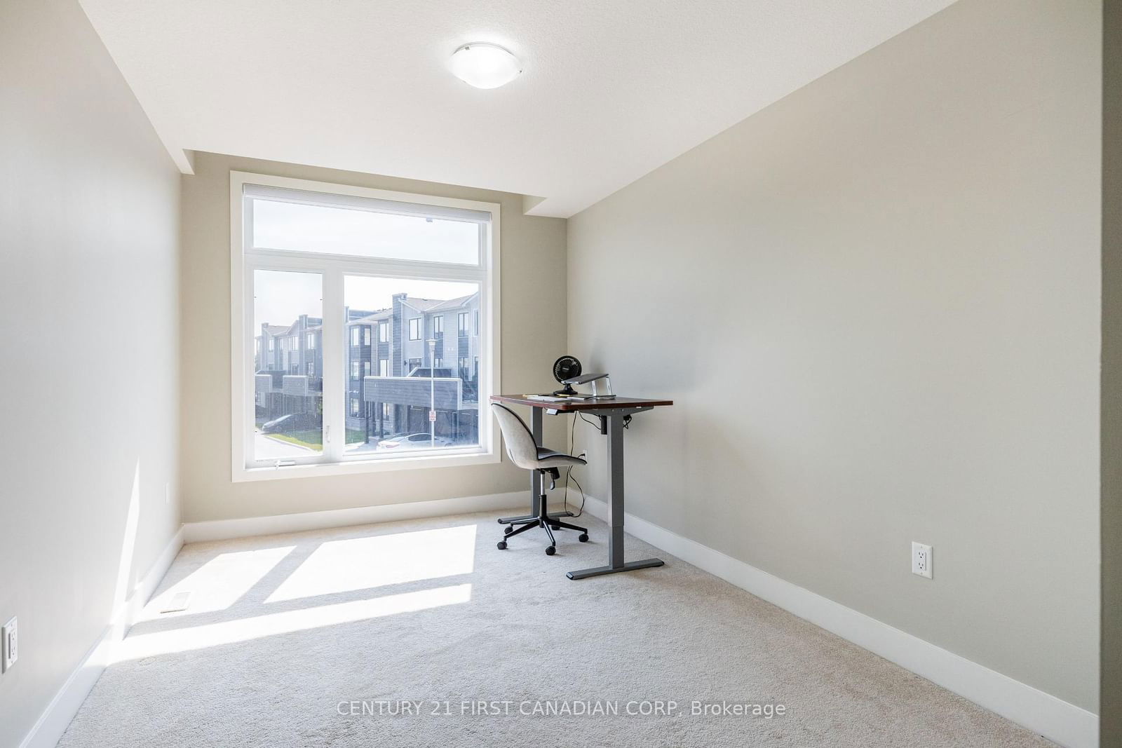 177 Edgevalley Rd, unit 110 for sale - image #19