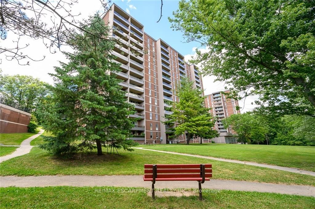 1966 Main St W, unit 1404 for sale - image #39