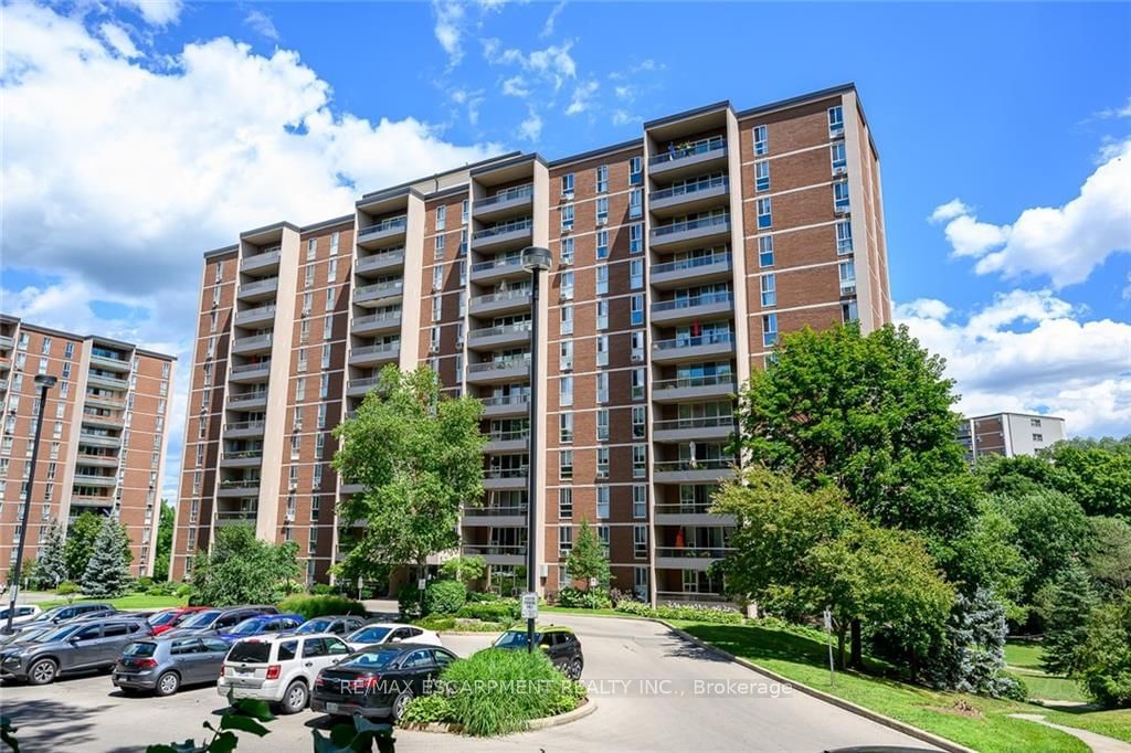 1966 Main St W, unit 1404 for sale