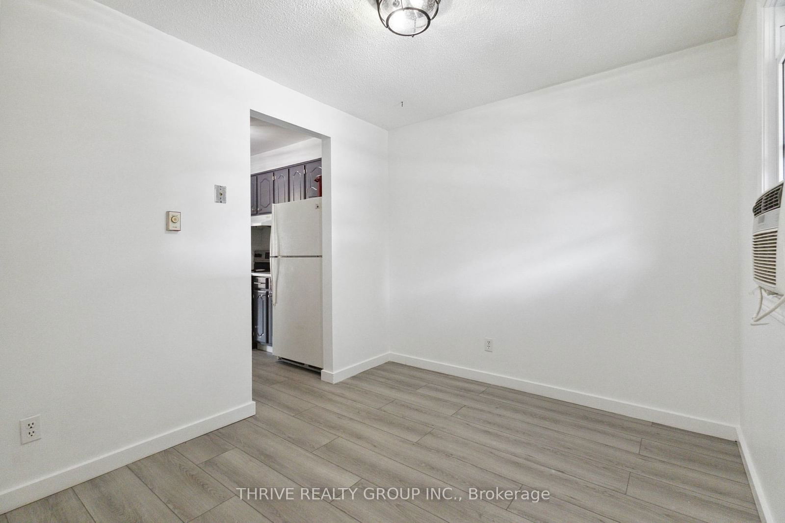 1330 Jalna Blvd, unit 130 for sale - image #4