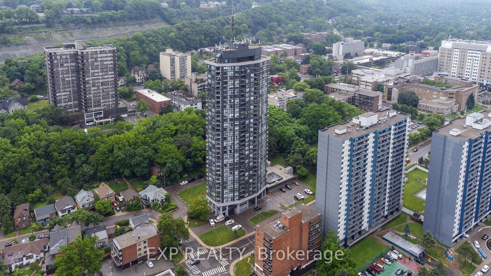 150 Charlton Ave E, unit 1102 for sale