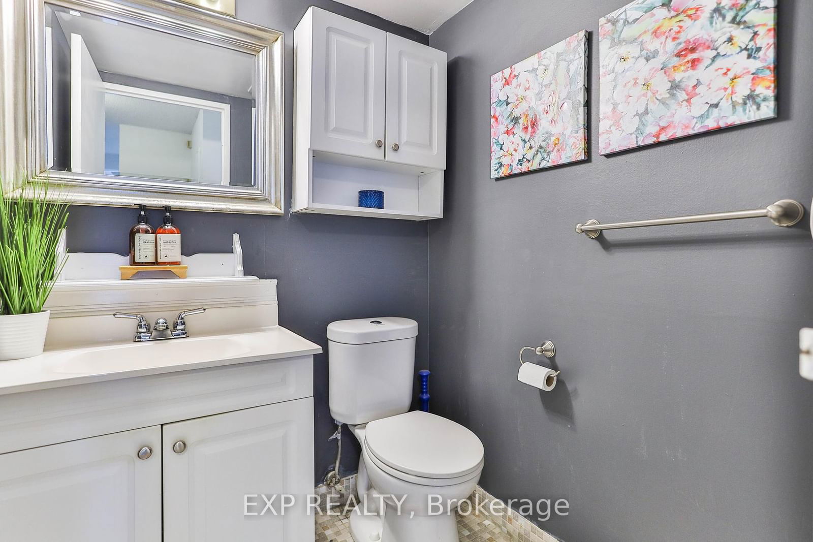 150 Charlton Ave E, unit 1102 for sale - image #21