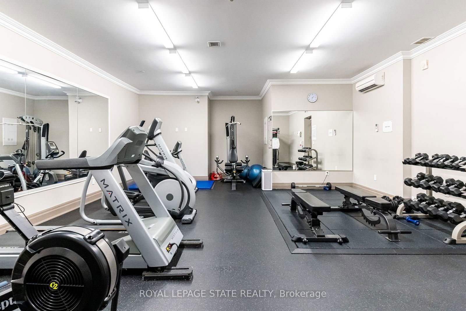 397 King St, unit 215 for sale - image #39