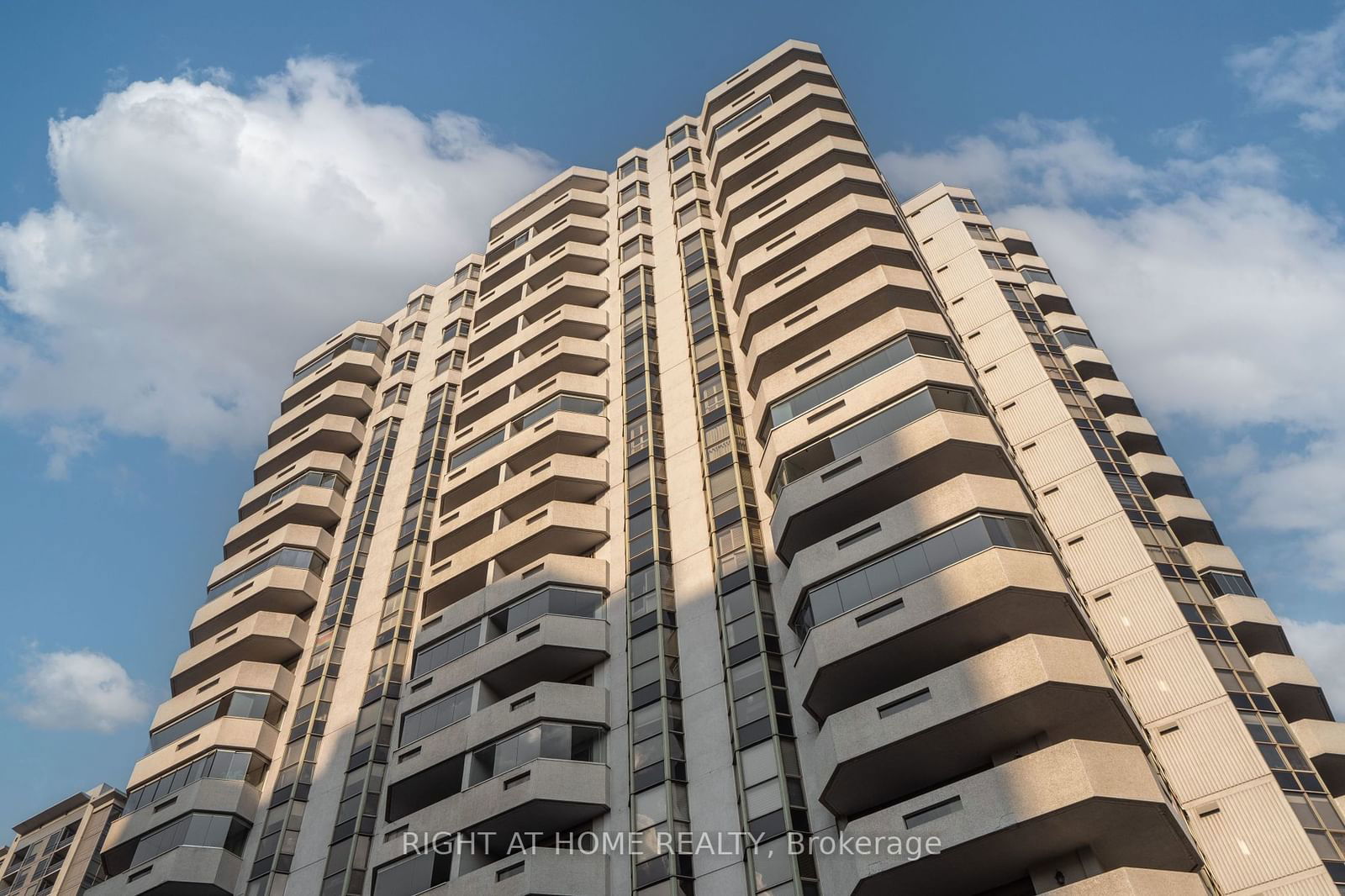 67 Caroline St S, unit 501 for rent - image #29