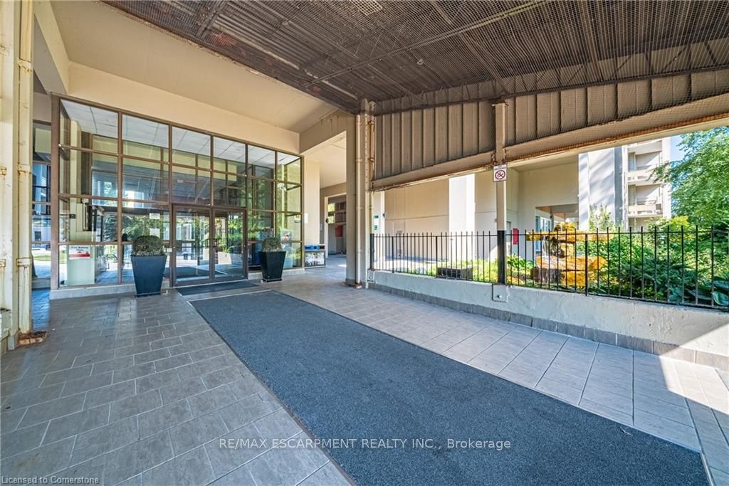 350 Quigley Rd E, unit 631 for sale - image #3