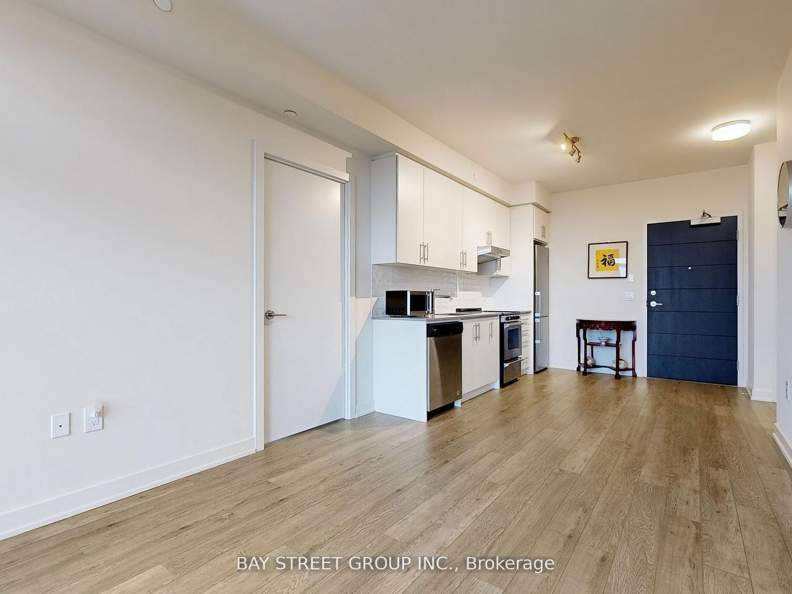 212 King William St, unit 1221 for sale