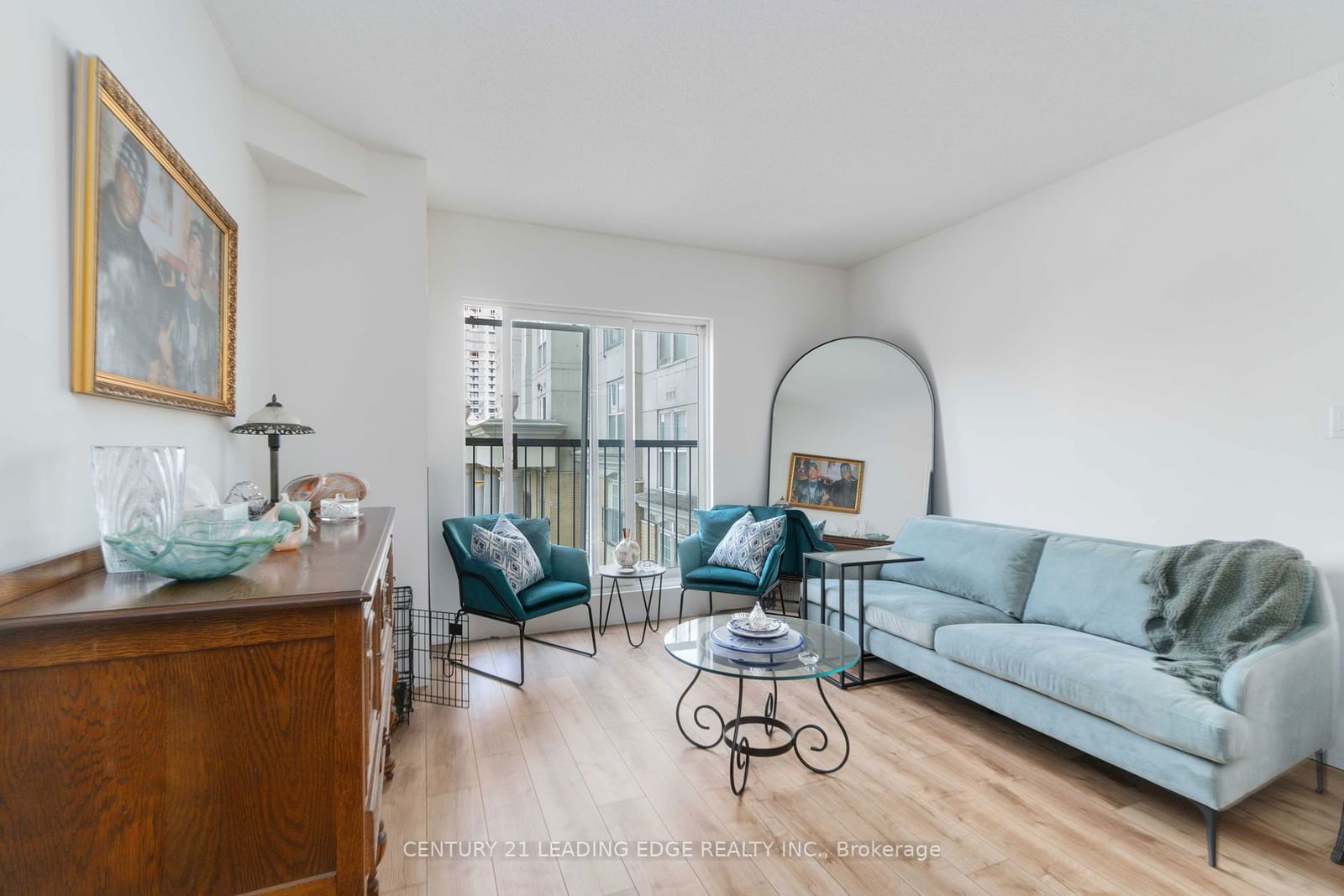 135 James St S, unit 315 for sale - image #13