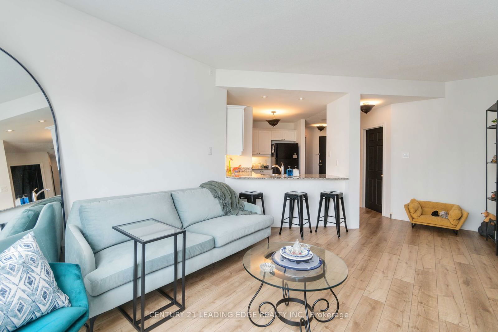 135 James St S, unit 315 for sale - image #14