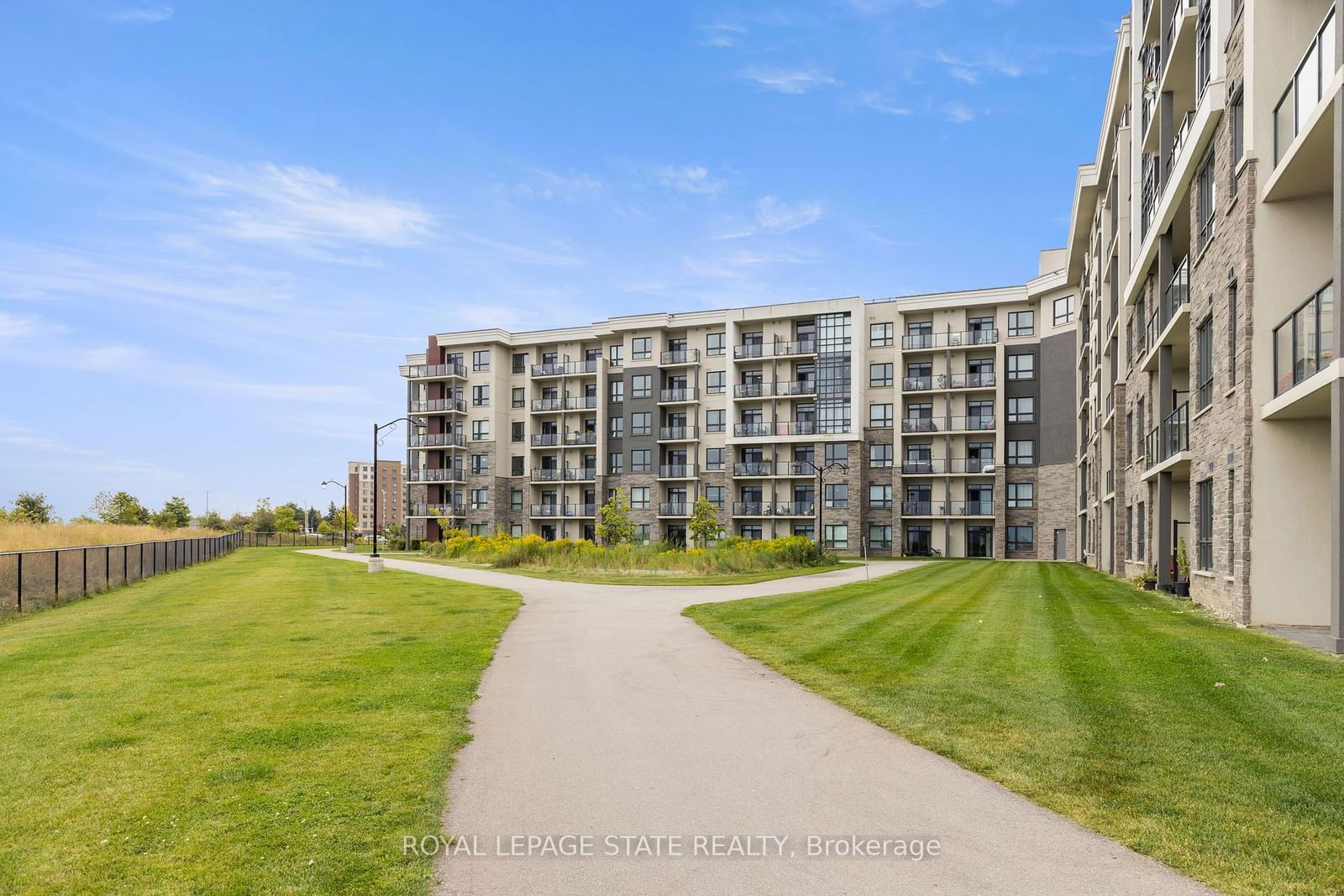 101 SHOREVIEW Pl, unit 521 for sale