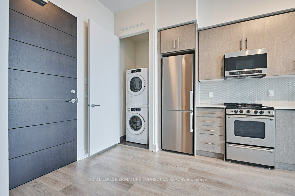 212 King William St, unit 1414 for rent - image #5