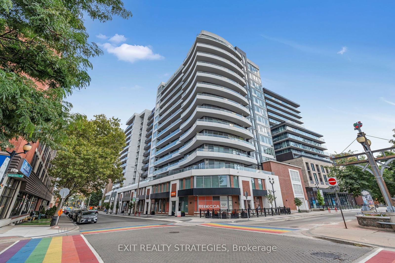 212 King William St E, unit 521 for sale