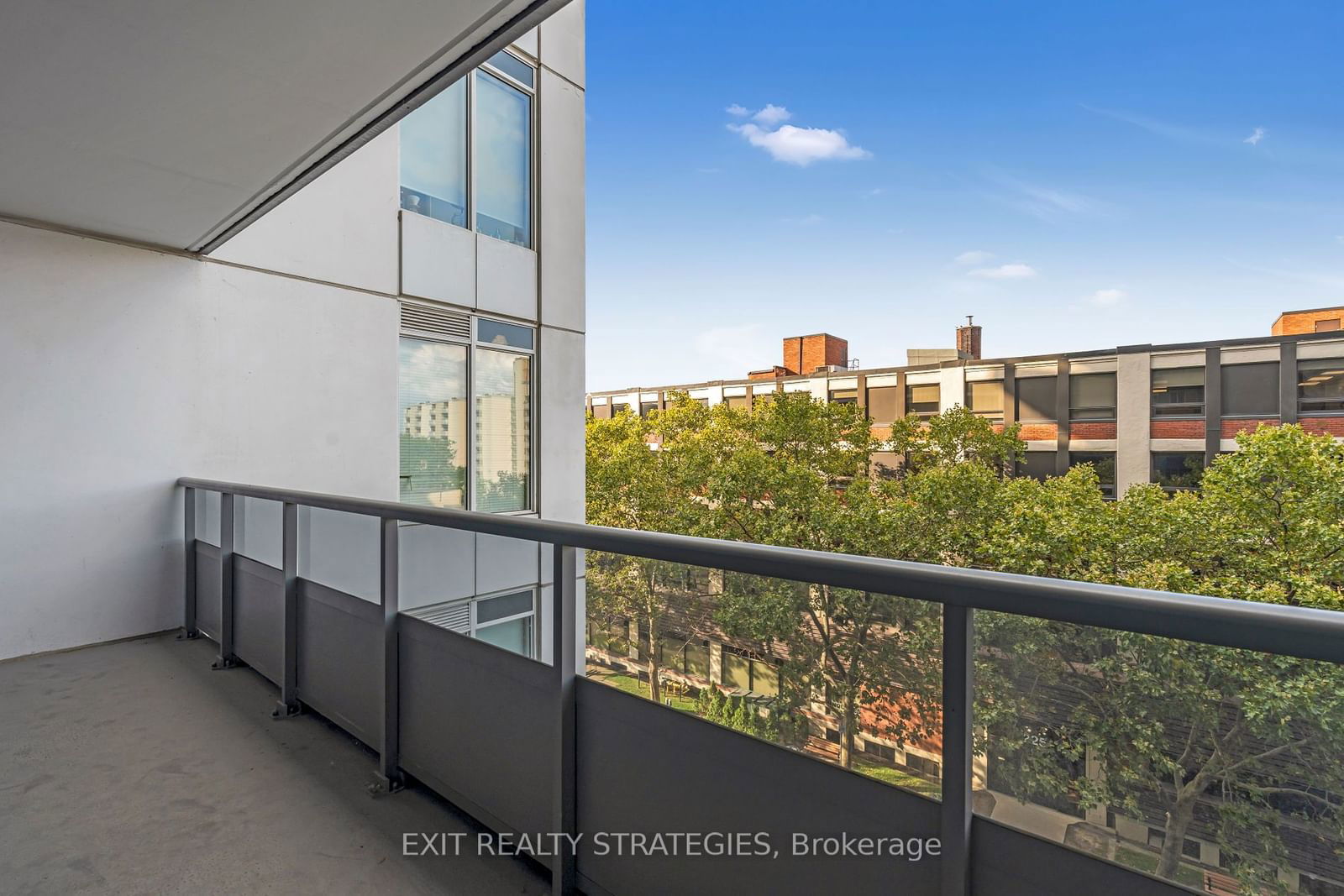 212 King William St E, unit 521 for sale - image #22