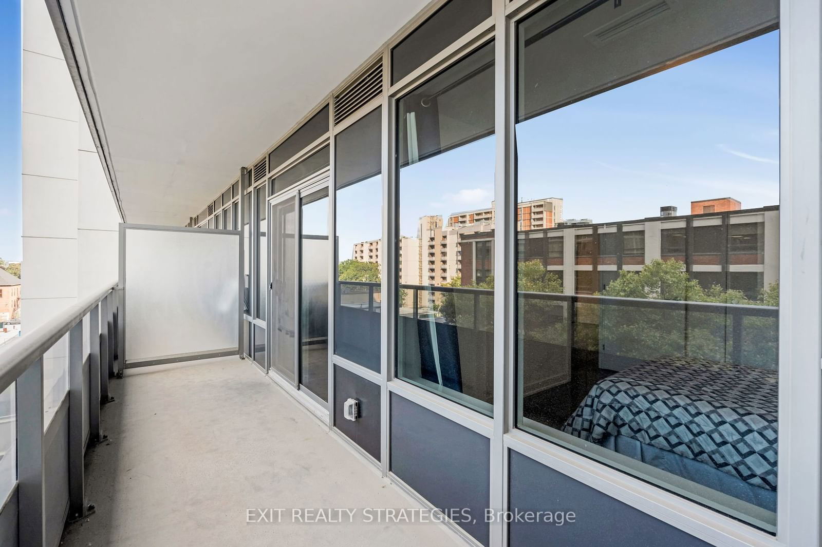 212 King William St E, unit 521 for sale - image #23