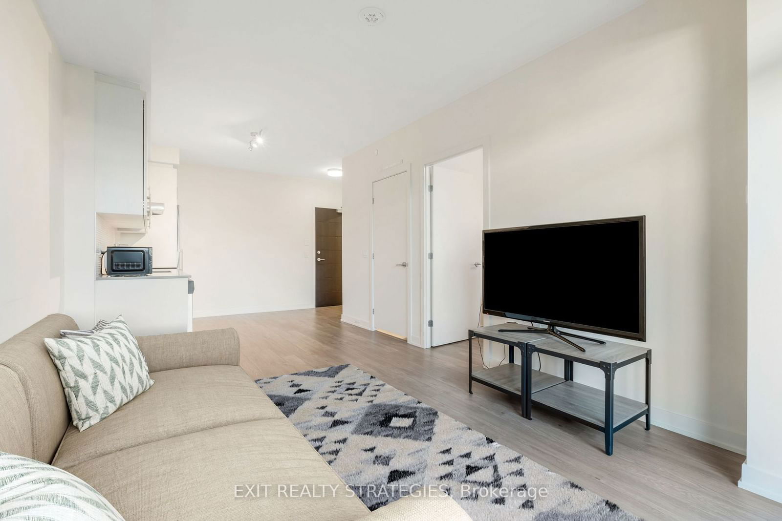 212 King William St E, unit 521 for sale - image #24