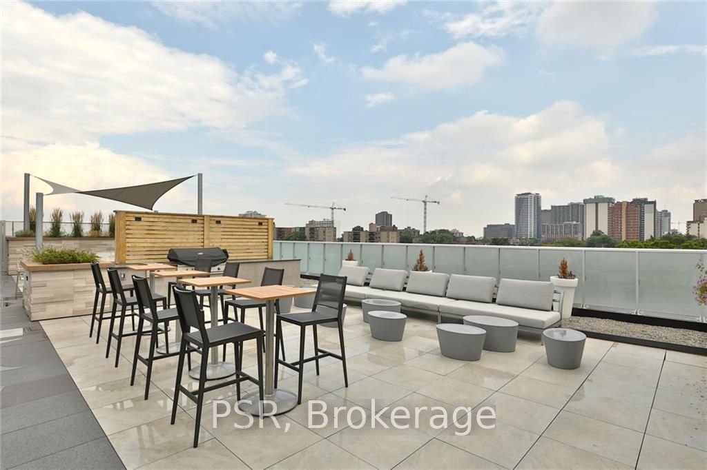 101 Locke St S, unit 515 for rent - image #27