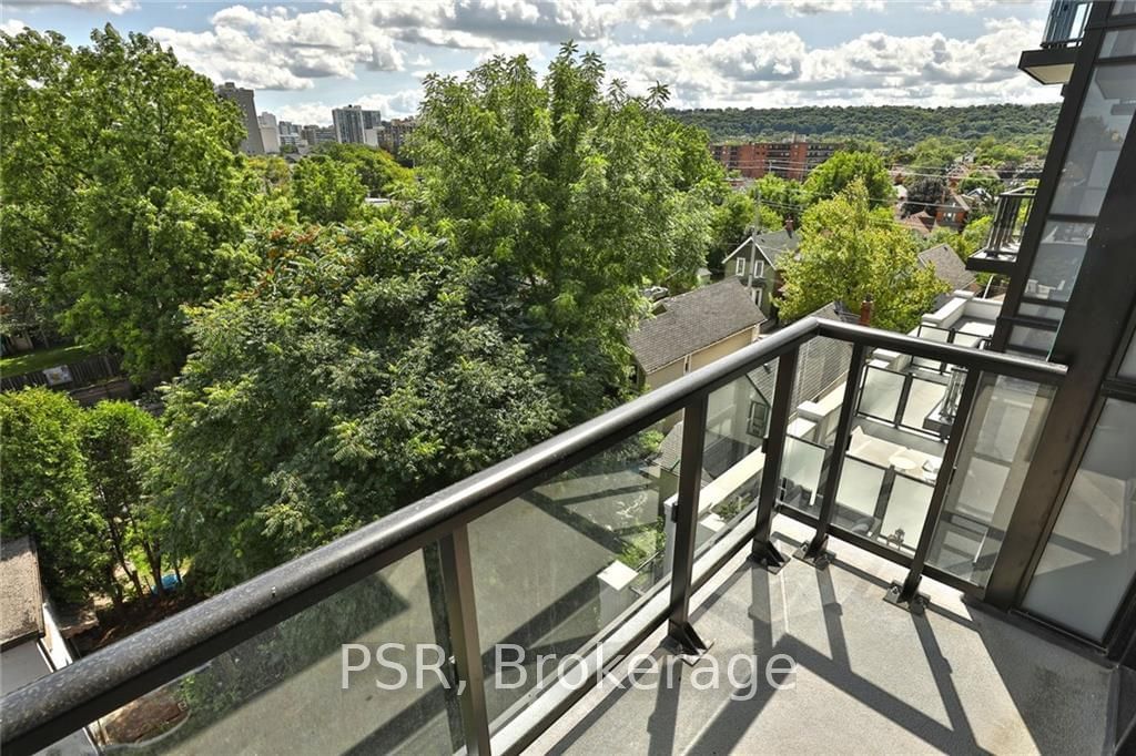 101 Locke St S, unit 515 for rent - image #5