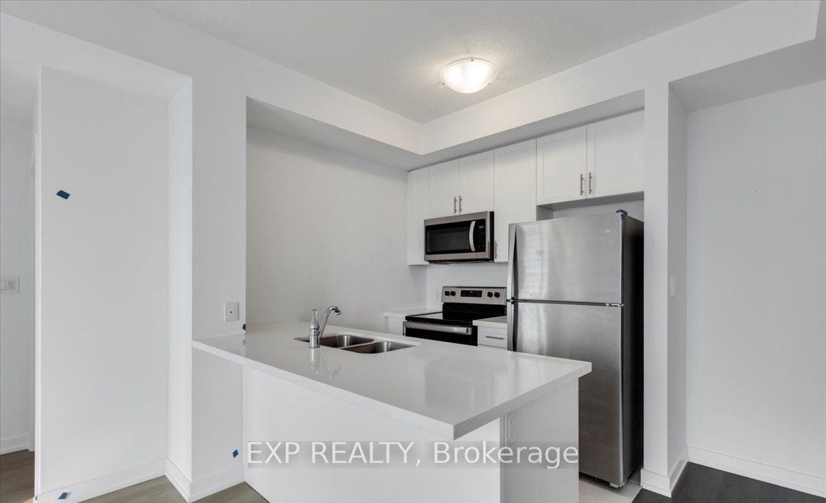 450 Dundas St E, unit 405 for rent - image #8