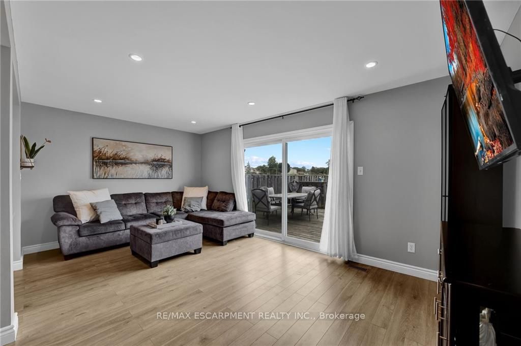 1190 UPPER OTTAWA St, unit 3 for sale - image #4